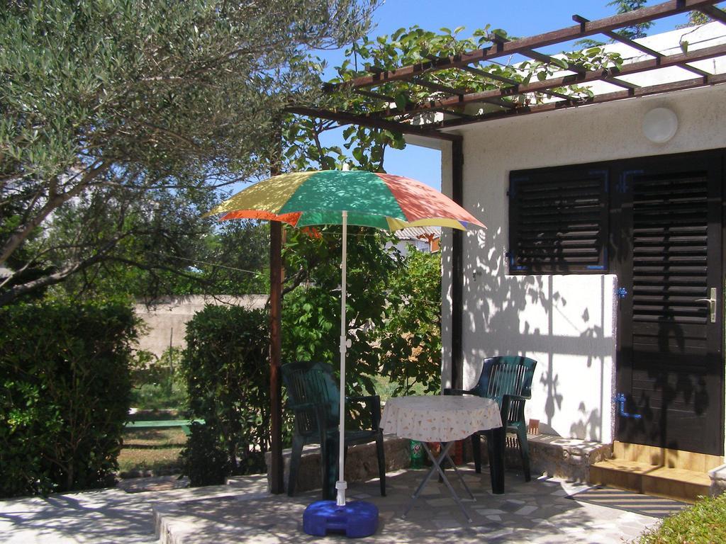 Apartments Dunoti Krk Town Habitación foto